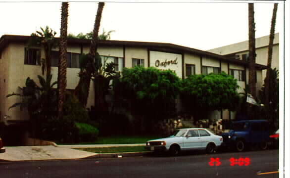 Building Photo - Oxford Terrace Apartments