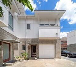 Building Photo - 5920 Fairdale Ln