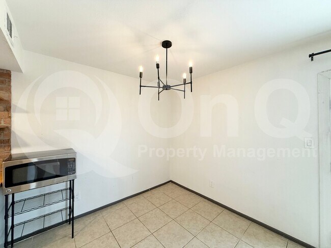 Foto del edificio - 4462 E Pueblo Ave