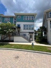 Building Photo - 8168 Elion St