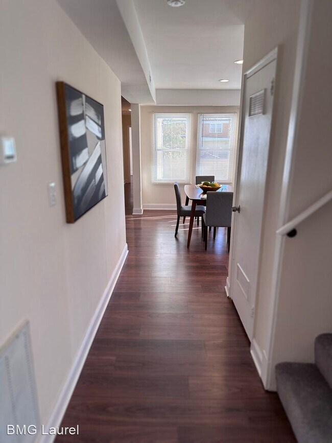 Building Photo - 5 br, 3 bath House - 1107 Navahoe Dr