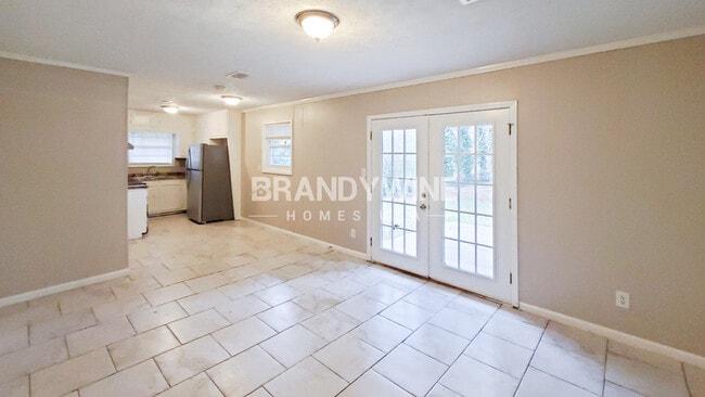 Building Photo - 325 Pointer Ct