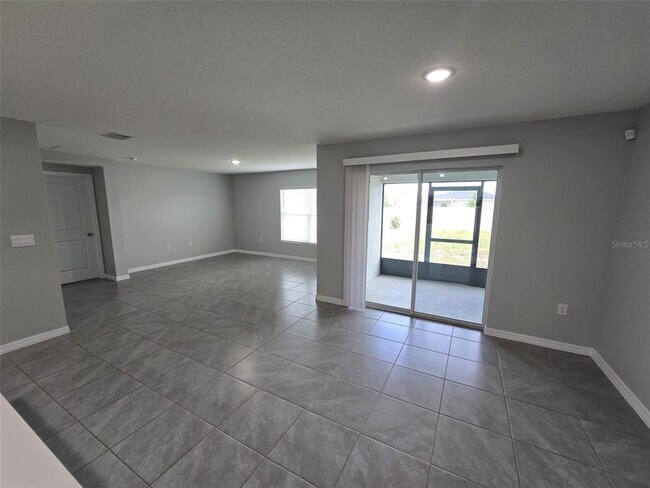 Foto del edificio - 4703 SW 85th Pl