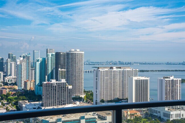 Building Photo - 1100 Biscayne Blvd