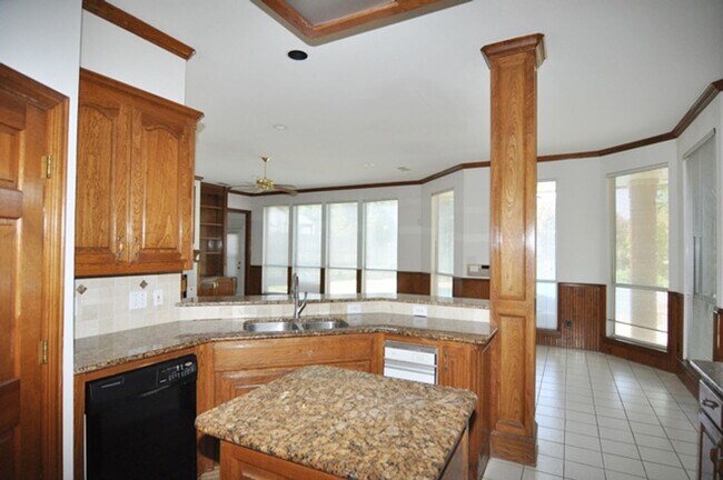 Foto del edificio - 6504 Beddo Ct
