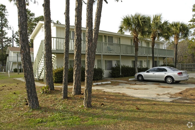 Building Photo - 2511-2614 Laurie Ave