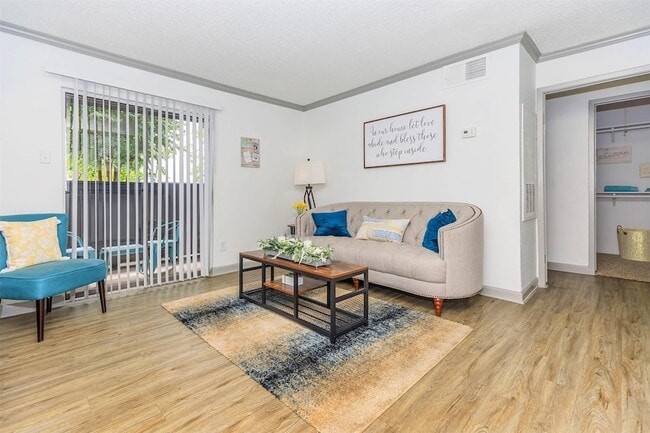 Photo - 265 El Dorado Blvd Apartment