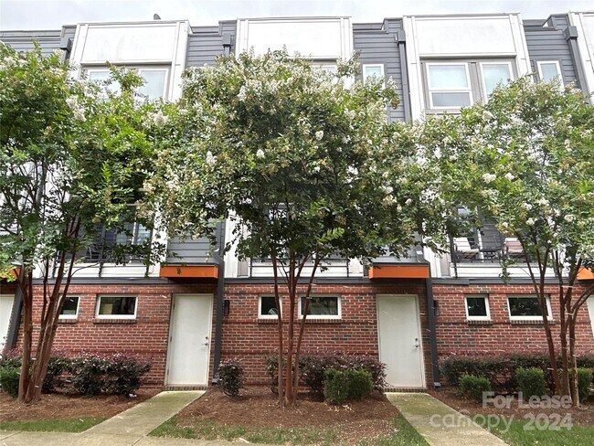 Foto del edificio - 3639 Vallette Ct