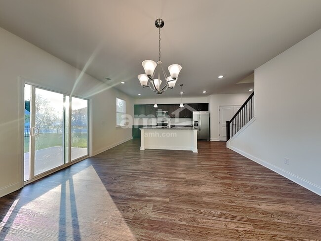 Building Photo - 421 Levon Ct