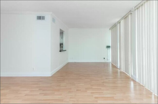 Building Photo - 851 Three Islands Blvd