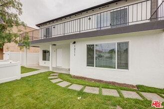 Building Photo - 1211 Beryl St