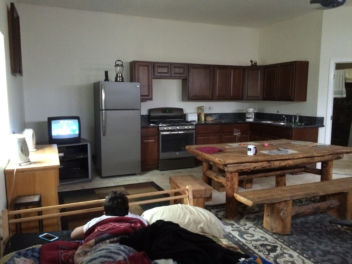 Foto principal - 17891 Alps Dr