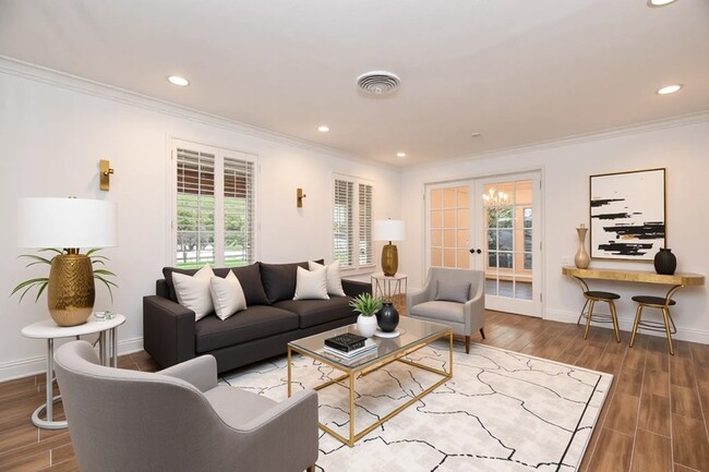 Photo - 7506 Creekwood Dr House