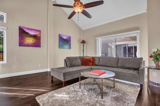 Building Photo - 5915 Smoke Glass Trail