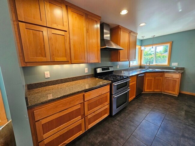 Foto del edificio - 3Bd/1.5Ba Single Story Home-Available soon!
