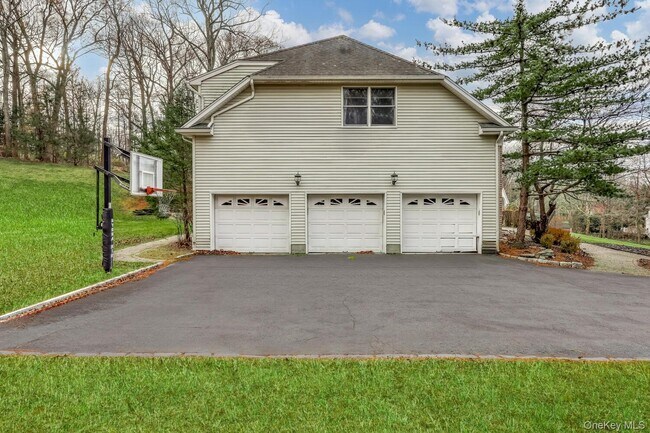 Foto del edificio - 22 Golden Rd