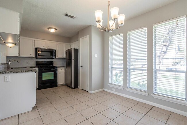 Foto del edificio - 20919 Park Pine Ln