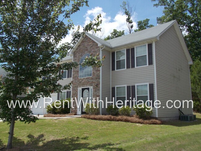 Foto del edificio - GORGEOUS 4 BEDROOM/2.5 BATH HOME!!!!................IN POPULAR VICKERS MILL SUBDIVISION.
