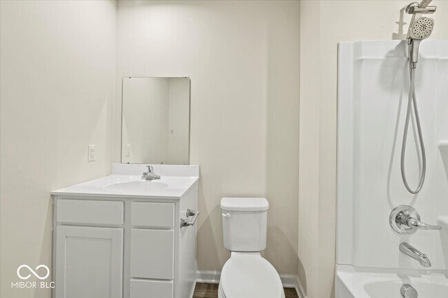 Building Photo - 3068 Thorpe St