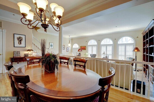 Foto del edificio - 9723 Whitley Park Pl