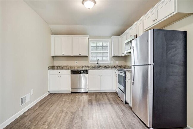 Foto del edificio - 4427 Sun Valley Blvd