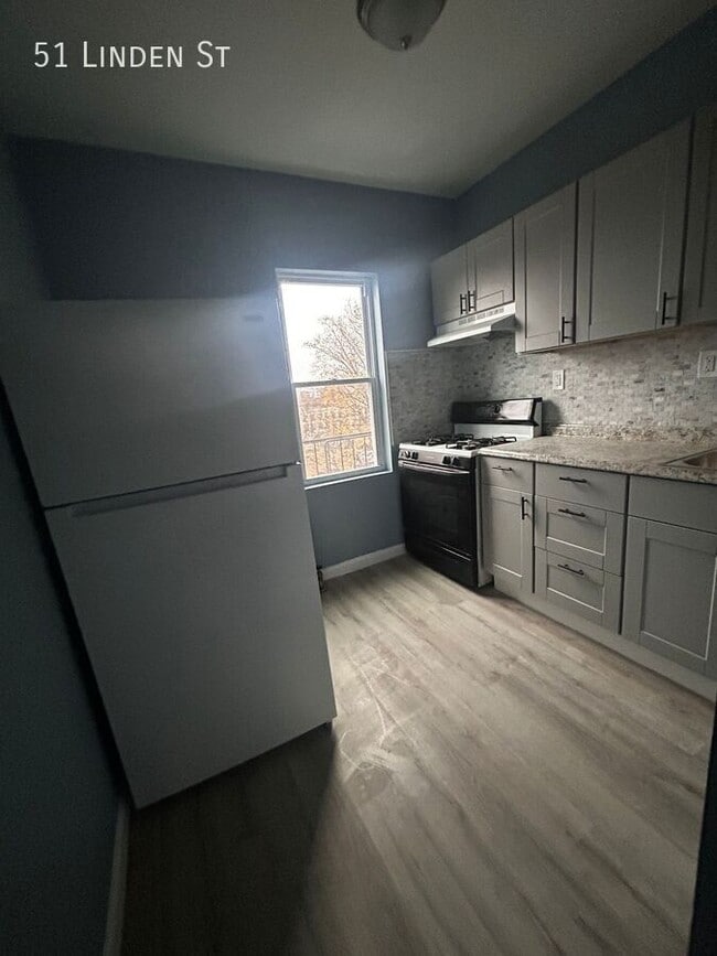 Photo - 51 Linden St Apartment