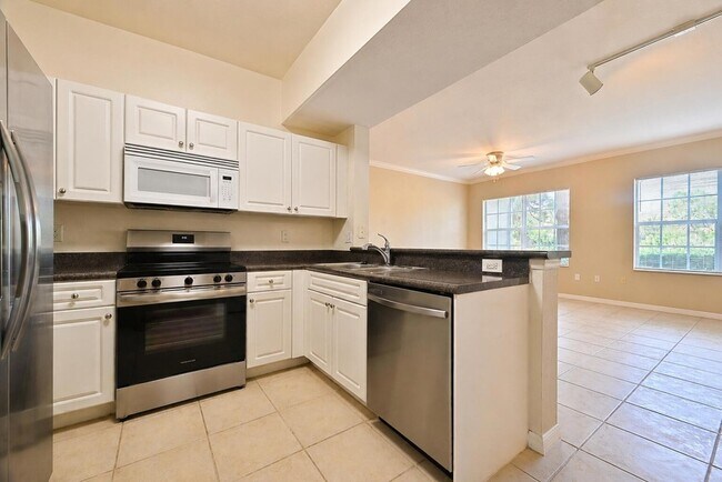 Foto del edificio - 356 SE Rogers Ct