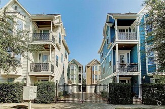 Building Photo - 219 W 27th St