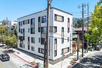 Building Photo - Special Promo! Private Bed near UC Berkeley!