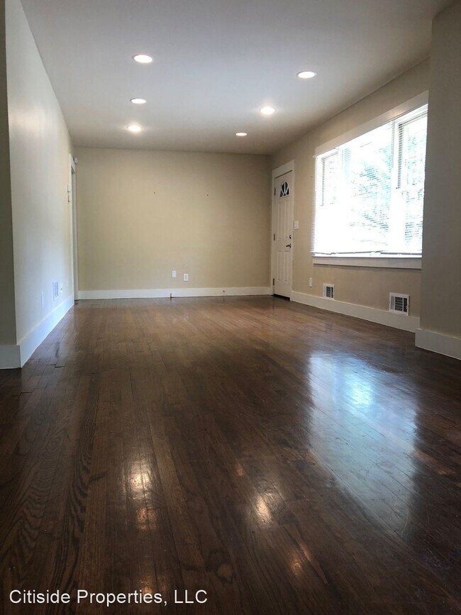 Foto del edificio - 3 br, 2 bath House - 2578 Rockcliff Rd