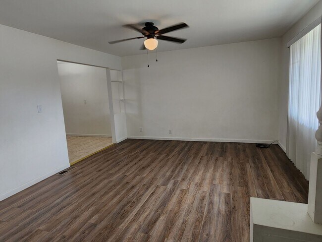 Foto del edificio - Home For Rent in Yerington