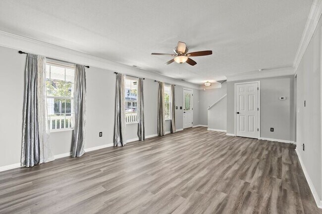 Foto del edificio - 7170 Alma Terrace Dr