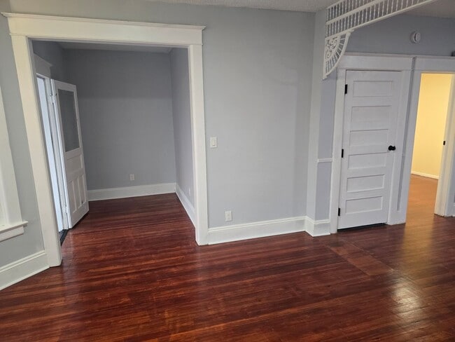 Foto del edificio - Charming 3BR Duplex in Schenectady