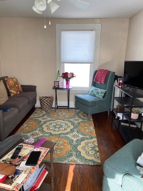 Foto del edificio - 16 Rustcraft Rd