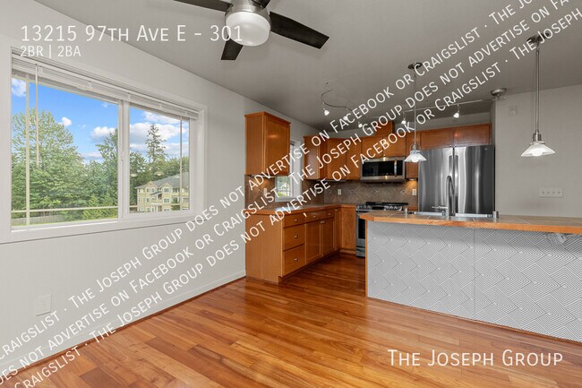 Foto del edificio - 13215 97th Ave E