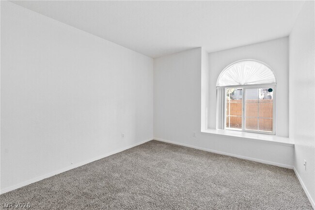 Foto del edificio - 9325 W Desert Inn Rd