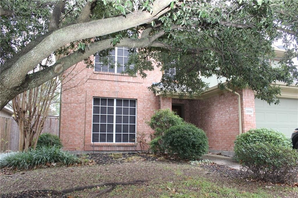 Primary Photo - 3309 St James Pl