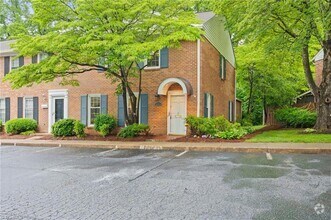Building Photo - 4030 Huntingreen Ln NW