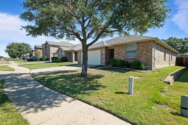 Building Photo - 12856 Gillon Dr