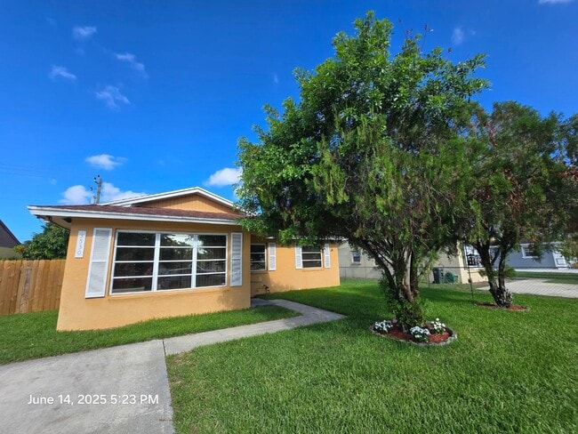 Foto del edificio - 3530 S 55th Ave