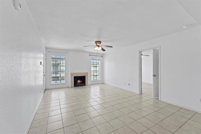 Building Photo - 6606 De Moss Dr