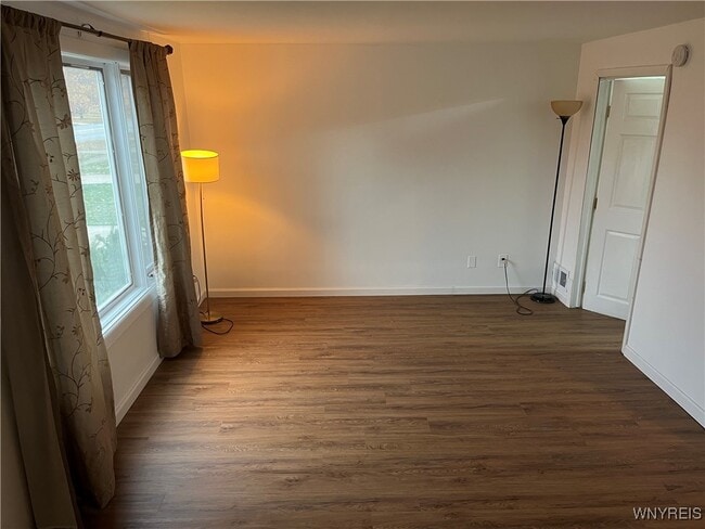 Building Photo - 368 Grover Cleveland Hwy