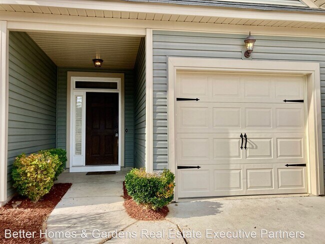 Foto del edificio - 3 br, 2 bath House - 706 Kensey Park Ln.