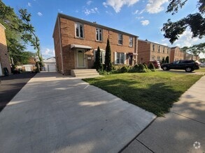 Building Photo - 1665 Stockton Ave