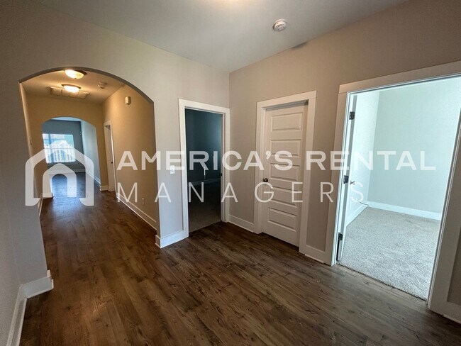 Foto del edificio - Home for Rent in Tuscaloosa!! Available now!!