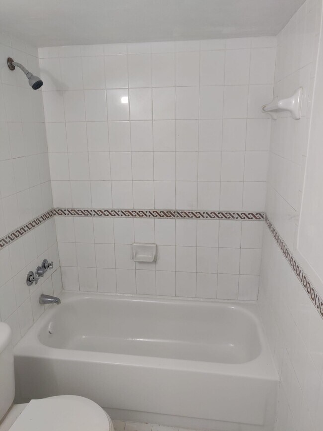 Foto del edificio - 251 NW 177th St