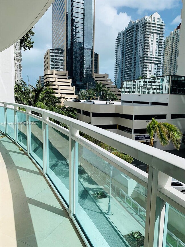 Foto del edificio - 951 Brickell Ave