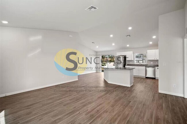Building Photo - Newly Built 4-Bedroom Haven in Port Charlo...