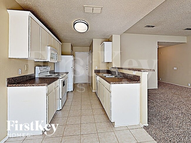 Foto del edificio - 208 Amber Ridge Dr