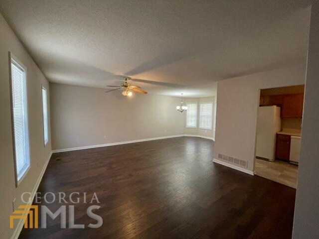 Building Photo - 813 Regency Ct